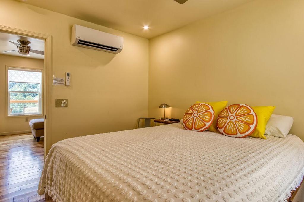 Key Lime Pie, Hot Tub,Wifi, 1089 Free Tickets Each Paid Day, Dollywood And More Гатлинбург Экстерьер фото