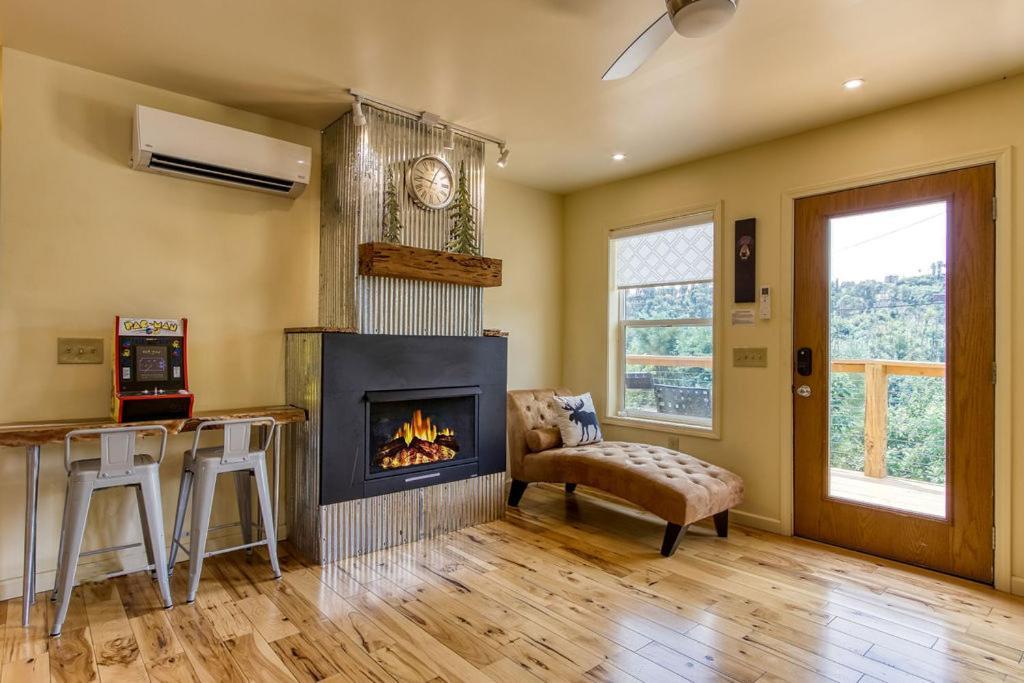 Key Lime Pie, Hot Tub,Wifi, 1089 Free Tickets Each Paid Day, Dollywood And More Гатлинбург Экстерьер фото