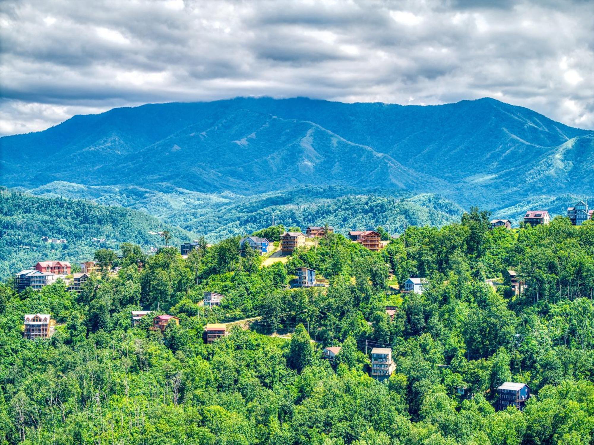 Key Lime Pie, Hot Tub,Wifi, 1089 Free Tickets Each Paid Day, Dollywood And More Гатлинбург Экстерьер фото